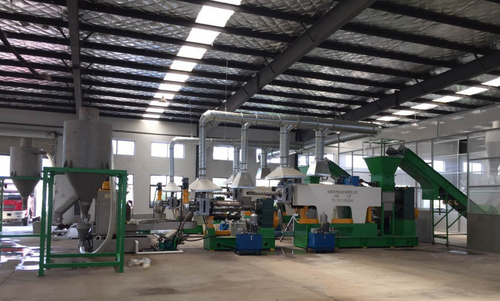 ultimo caso aziendale circa La linea di granulazione del film plastico, la macchina di plastica della pelletizzazione, film plastico che ricicla la macchina, film di Agricultral ricicla