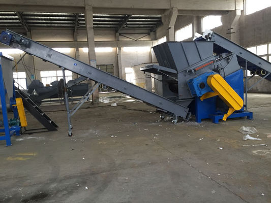 qualità  380V 22kw Industrial Single Shaft Shredder Machine fabbrica