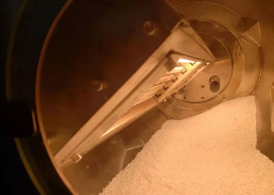 Essiccatore di cristallizzazione di Masterbatch dell'ANIMALE DOMESTICO, colore veloce del cambiamento, nessun agglutinamento, essiccatore di plastica della pallina, essiccatore infrarosso