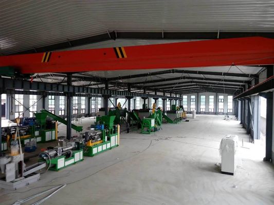 bottiglia di plastica dell'ANIMALE DOMESTICO 3000kg/h che ricicla le macchine con schiacciare lavaggio