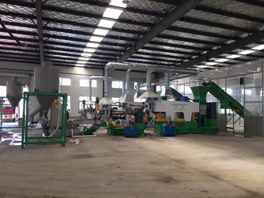 macchina di riciclaggio di pelletizzazione di plastica dei film del PE 1000kg/h