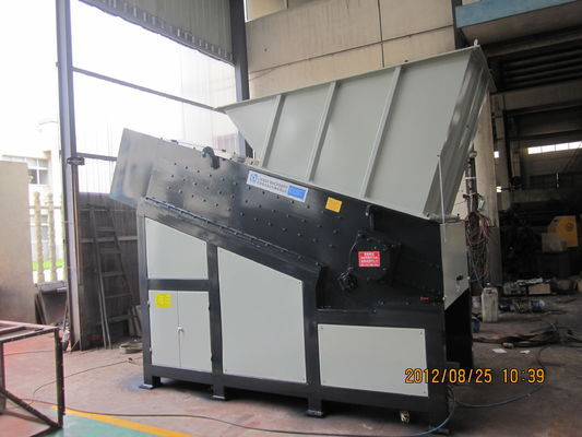 Trinciatrice di plastica dei grumi del CE, lunghezza girante 1600mm della singola trinciatrice dell'asse